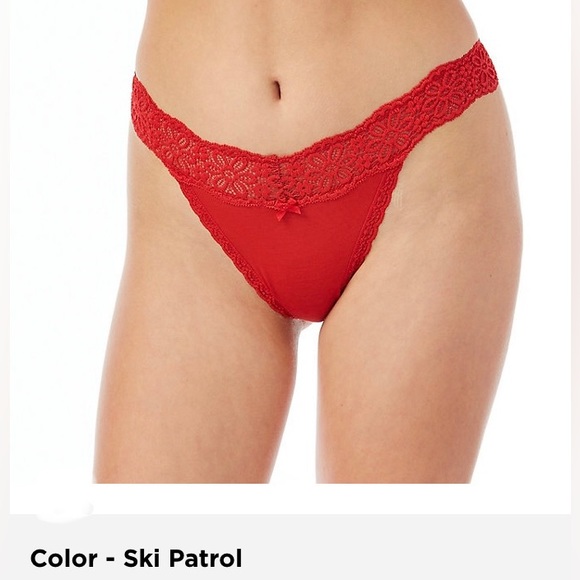 3/$20 NWT Set of 2 Juniors' SO Daisy Lace Thong Panty Red & Black Size Large - Picture 6 of 9